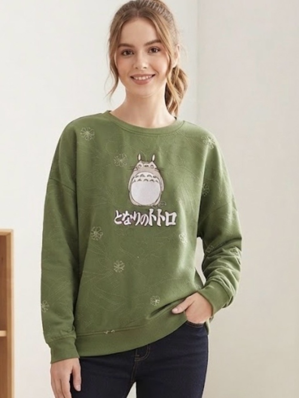 Her Universe Studio Ghibli My Neighbor Totoro Quilted Green Sweatshirt M
